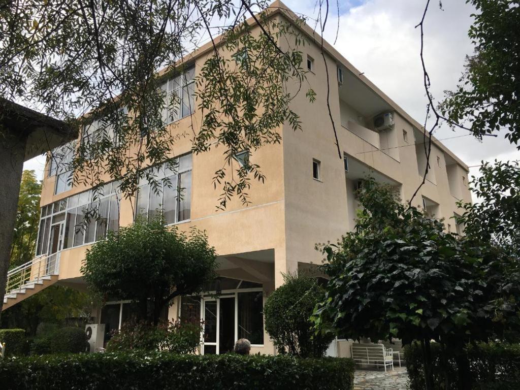 Garden * Gjirokastër